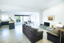 En Pollensa pueblo, piscina privada, ping-pong para 4 personas